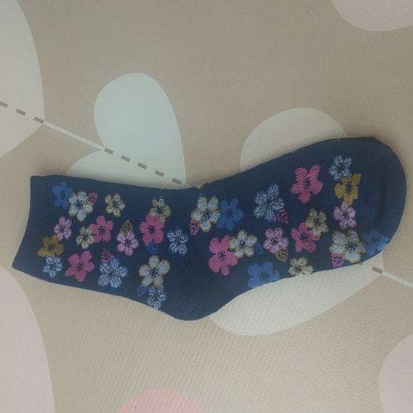 Women's socks bundle. Size 9-11 - Picture 2 of 5